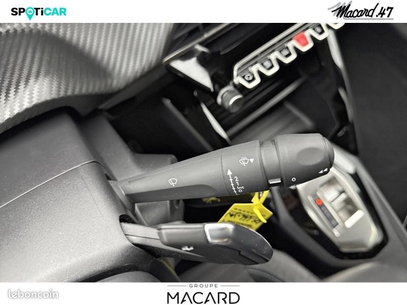 Peugeot 208 1.2 PureTech 100ch S&S Style EAT8 (image 37)