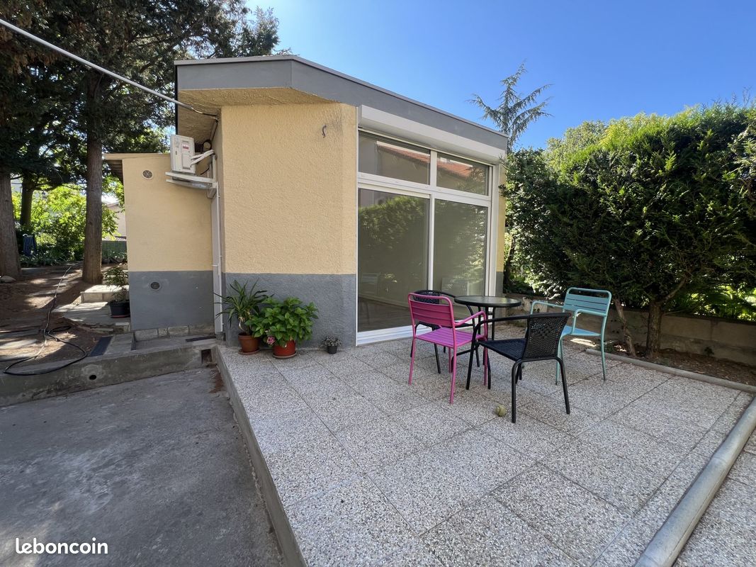 Maison 1 pièce 26 m² · à Clermont-Ferrand · 26 m² · 600 €