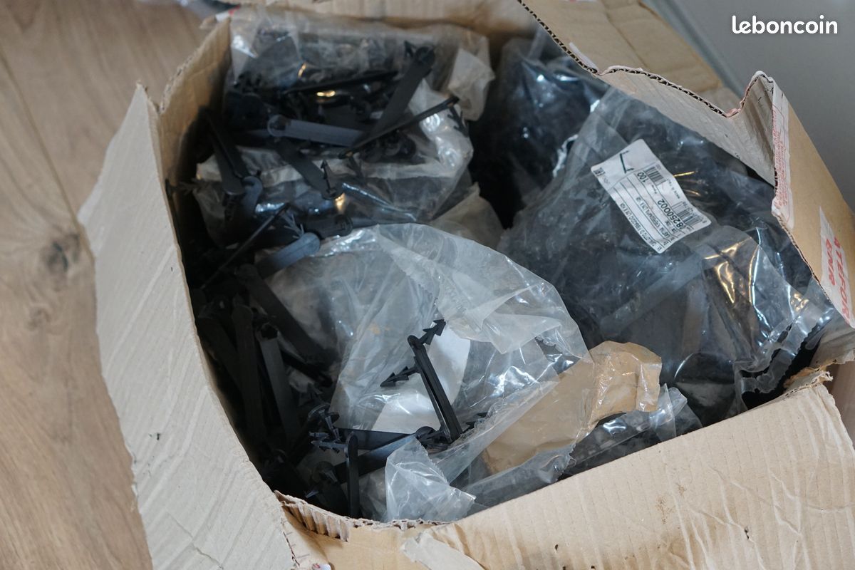 1000 Clips de Fixation RBM NEUFS (image 3)