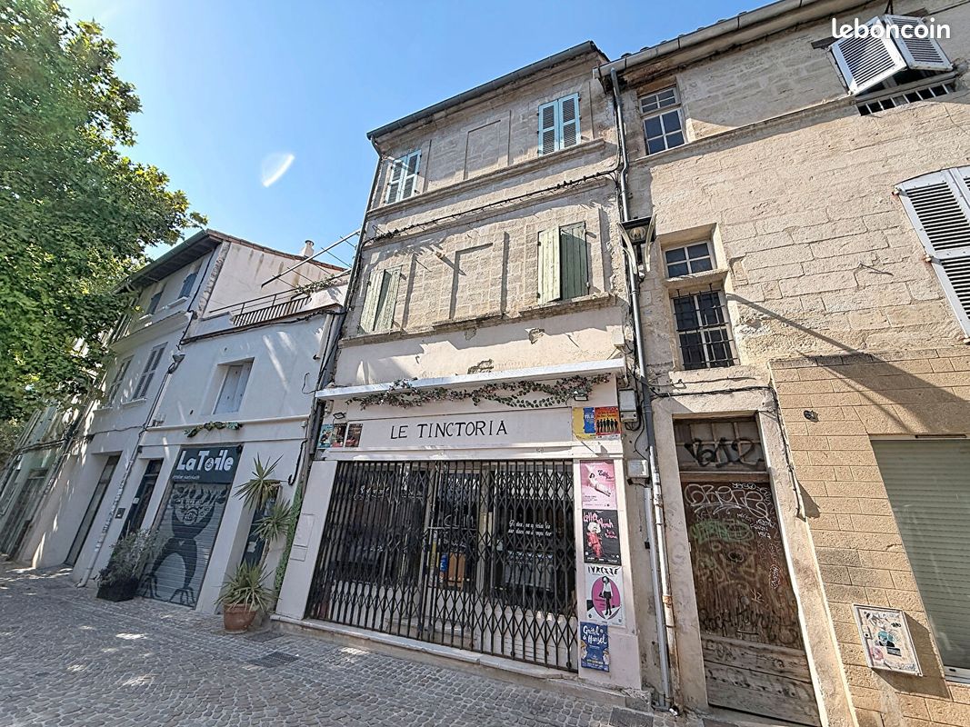 Immeuble 8 pièces 280 m² · à Avignon · 280 m² · 590 000 €