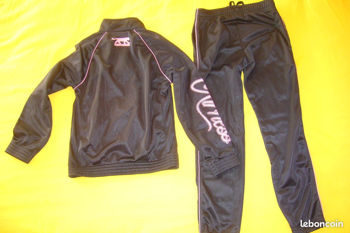 Survêtement fille AIRNESS taille 8 ans 12 euros (image 2)