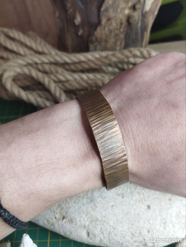 Bracelet cuivre fabrication artisanale (image 1)