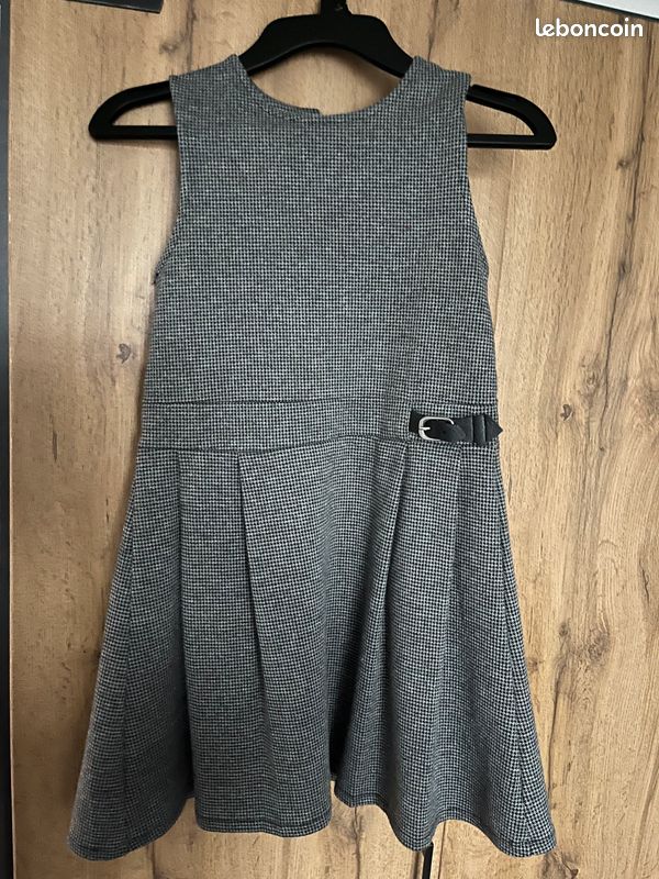 Robe Zara 9 ans (image 1)