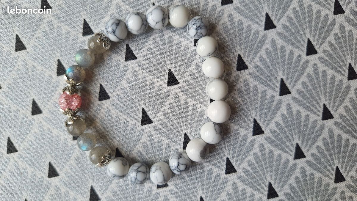 Bracelet de perles de Labradorite, Quartz Craquelé et Howlite (image 1)