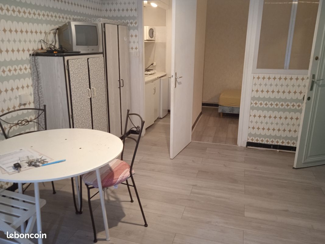 Appartement 1 pièce 27 m² · à Annonay · 27 m² · 410 €/mois