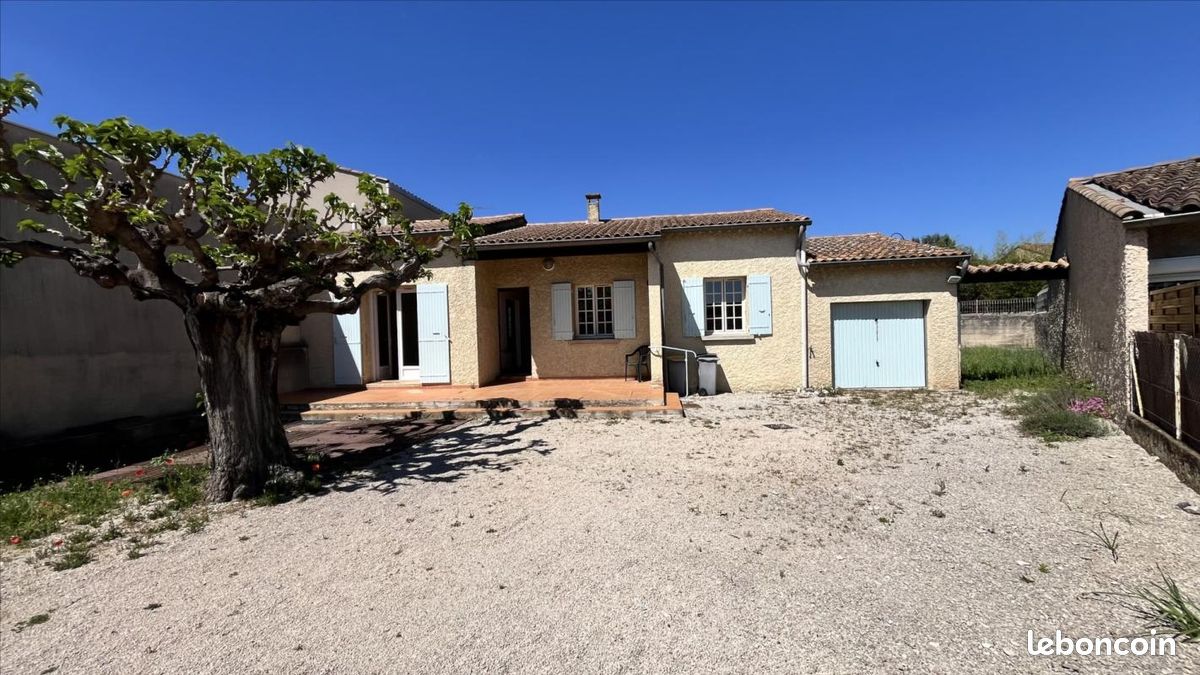 Maison 3 pièces 77 m² · à Loriol-du-Comtat · 77 m² · 1 040 €/mois