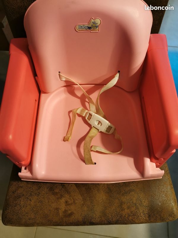 Réhausseur chaise réglable (image 4)