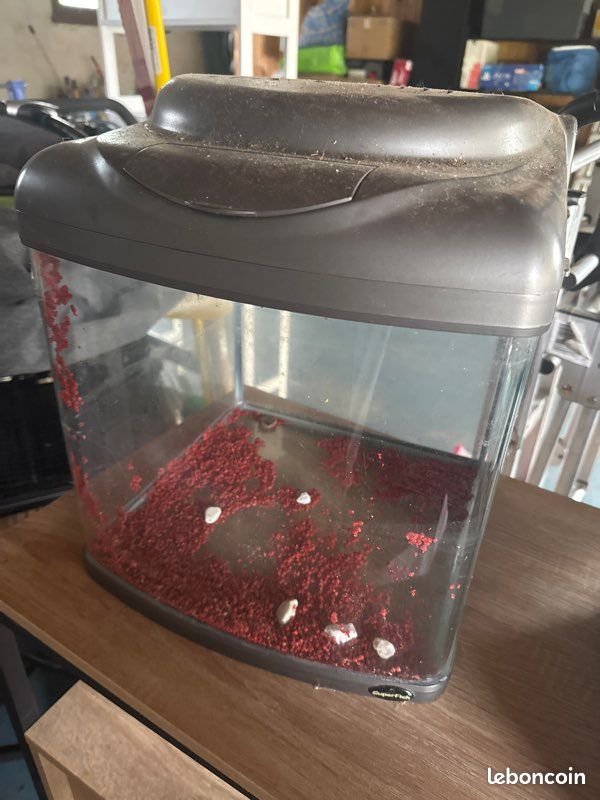 Aquarium (image 1)