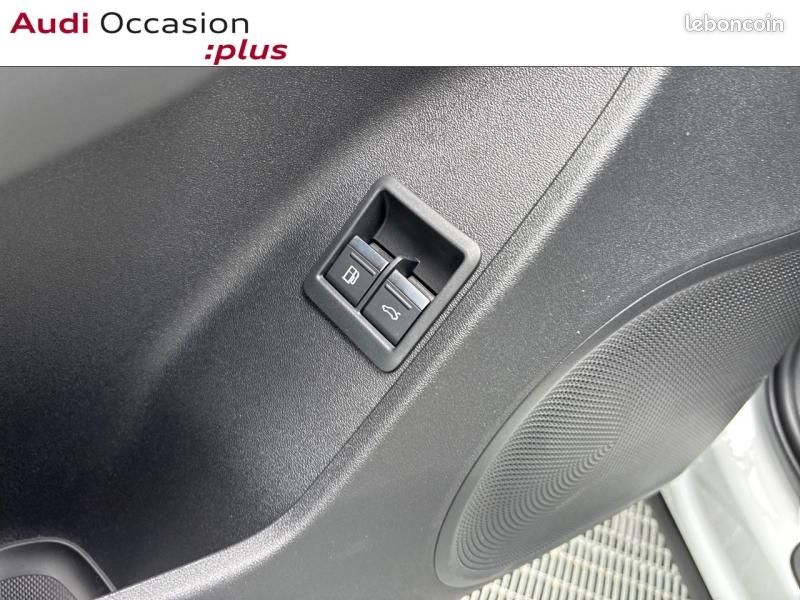 Audi Q3 1.5 e-hybrid 272ch S line S tronic 6 (image 18)