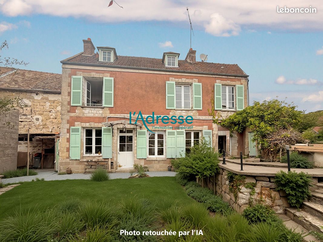 Maison 4 pièces 69 m² · à Saint-Martin-la-Garenne · 69 m² · 231 000 €