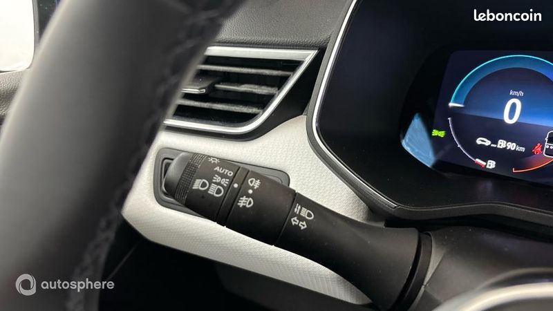 Renault Clio 1.6 E-Tech hybride 140ch Intens -21N (image 23)