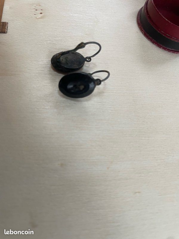 Boucles d’oreilles anciennes (image 2)