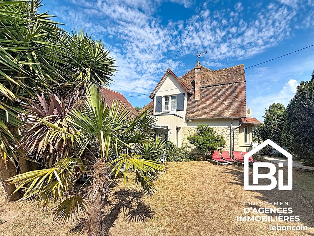 Maison 8 pièces 185 m² · à Ouistreham · 185 m² · 895 000 €