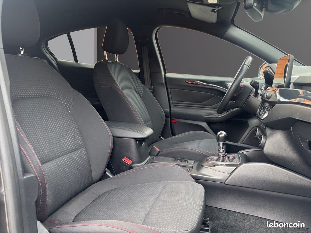FORD FOCUS 1.0 ECOBOOST 125 ST-LINE 125Ch Garantie 12 mois (image 10)