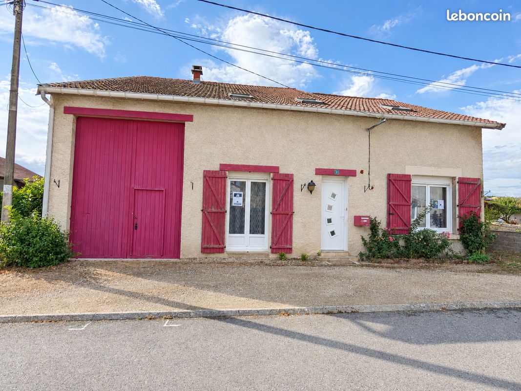 Maison 5 pièces 161 m² · à Vacherauville · 160,7 m² · 195 000 €