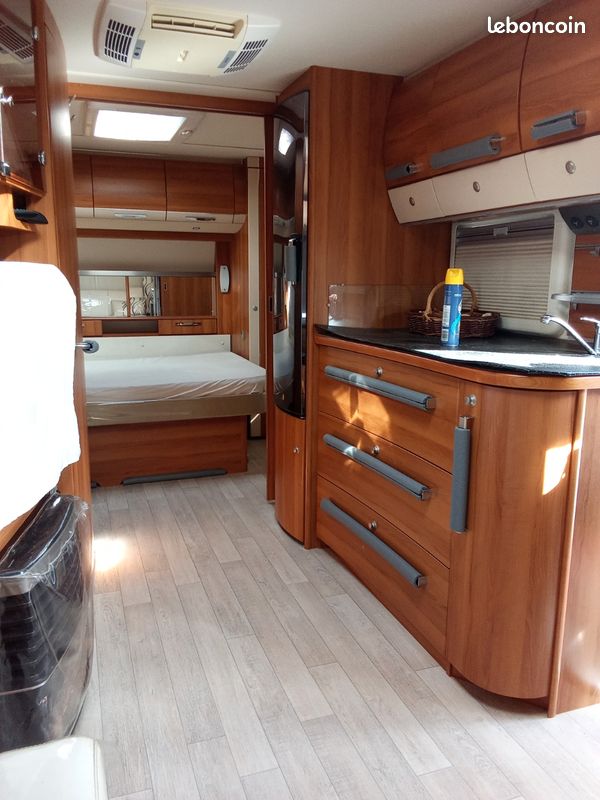 Caravane fendt diamant 590 après (image 3)