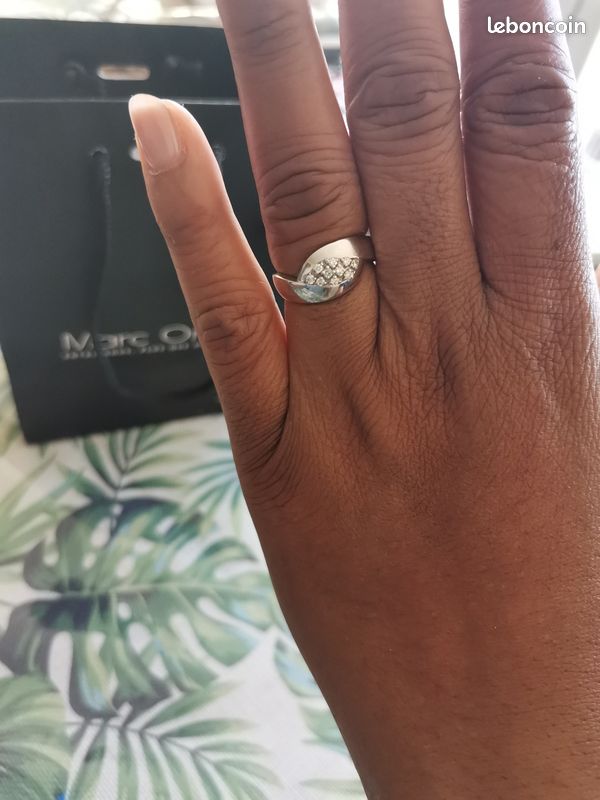 Bague en diamant (image 1)