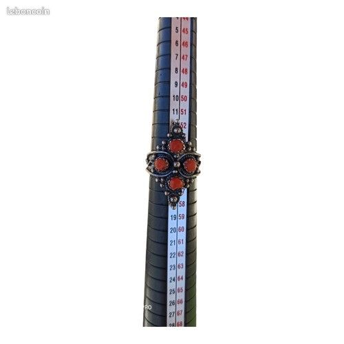 Bague Berbère Kabyle En Argent Et Corail - Taille 55 - Occasion - Bijou Ethnique Et Artisanal