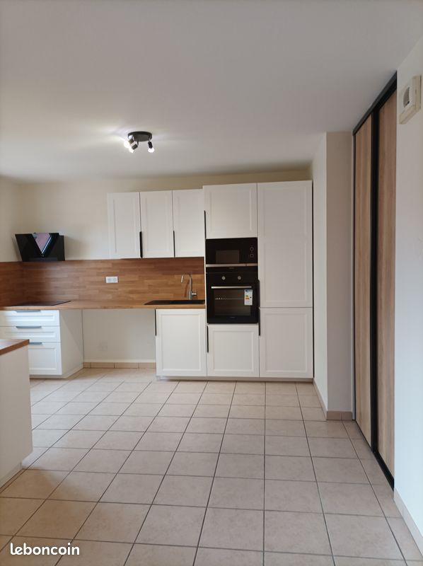 Appartement 3 pièces 64 m² · à Roanne · 64 m² · 680 €/mois