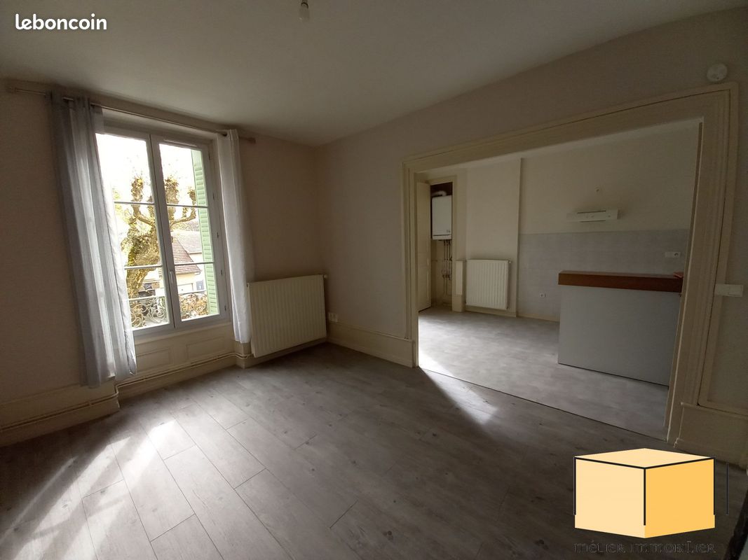 Appartement 2 pièces 45 m² · à Belley · 45 m² · 555 €