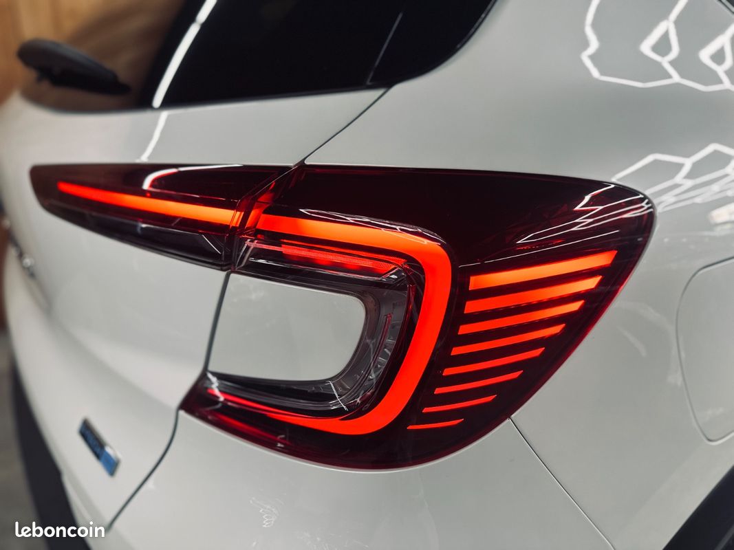 Renault CAPTUR 1.6 145CH Intens + CARPLAY + CAMERA + 2EME MAIN + ENTRETIEN CONSTRUCTEUR + GARANTIE 12 MOIS (image 44)