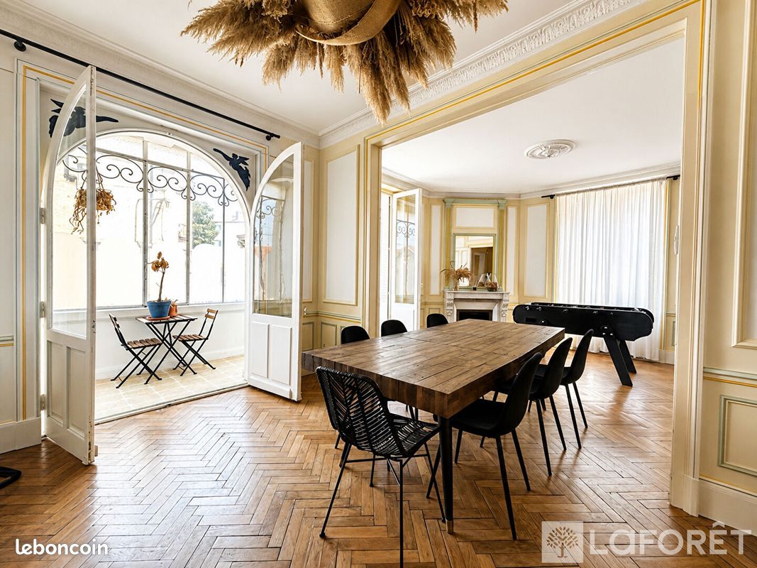 Maison 8 pièces 240 m² · à Épernay · 240 m² · 350 000 €