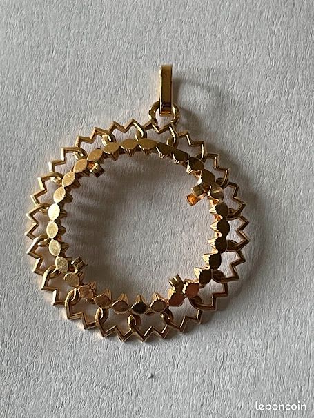 Pendentif pièce or 18 carats porte pièce or Superbe (image 1)
