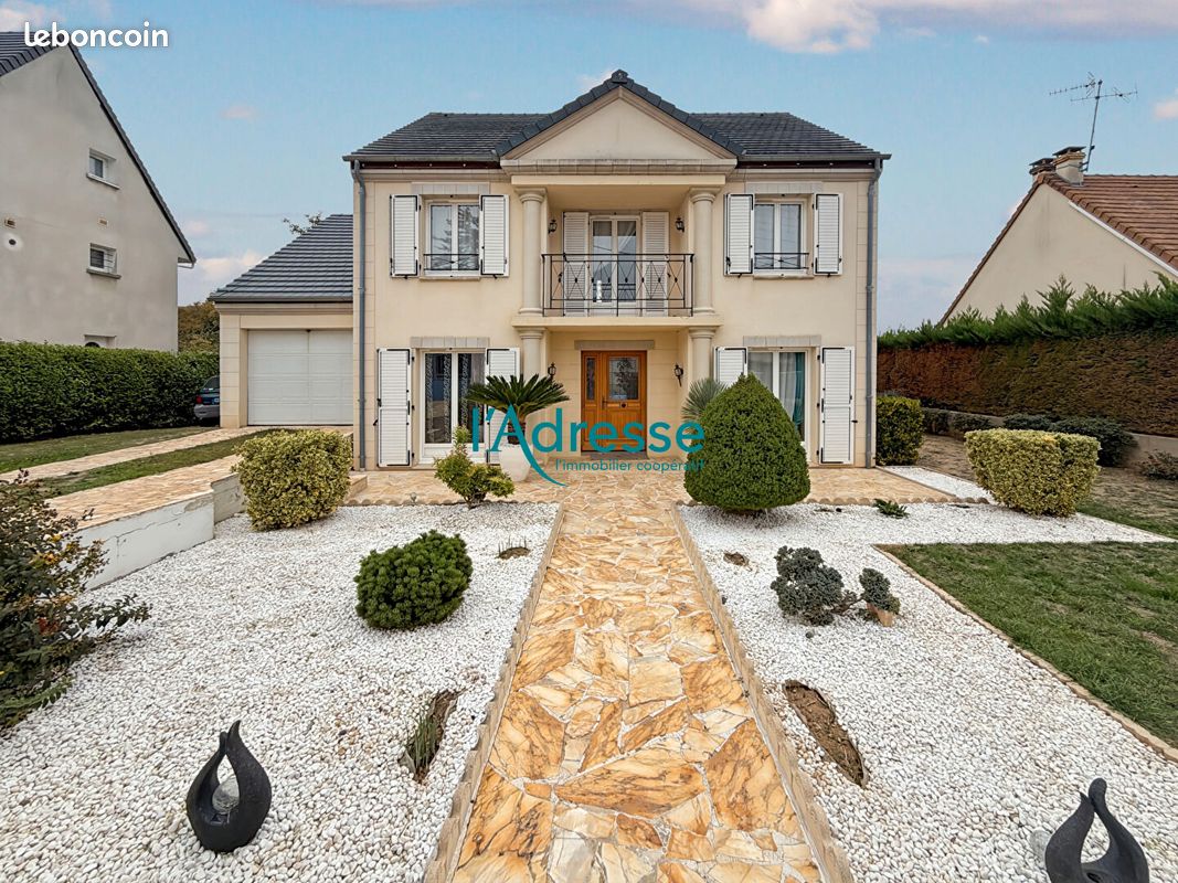 Maison 6 pièces 118 m² · à Bouafle · 118 m² · 429 000 €