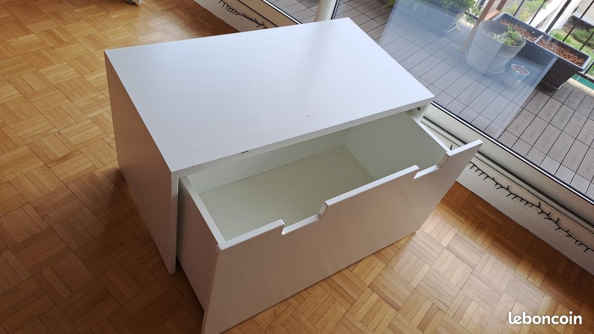 Coffre Ikea (image 1)