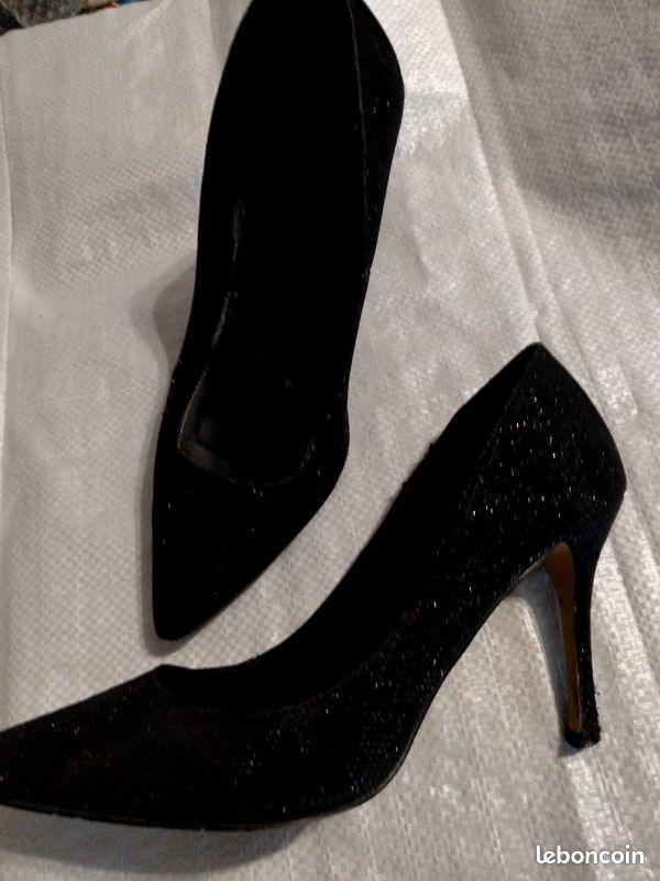 Escarpins noir et doré paillettes (image 2)