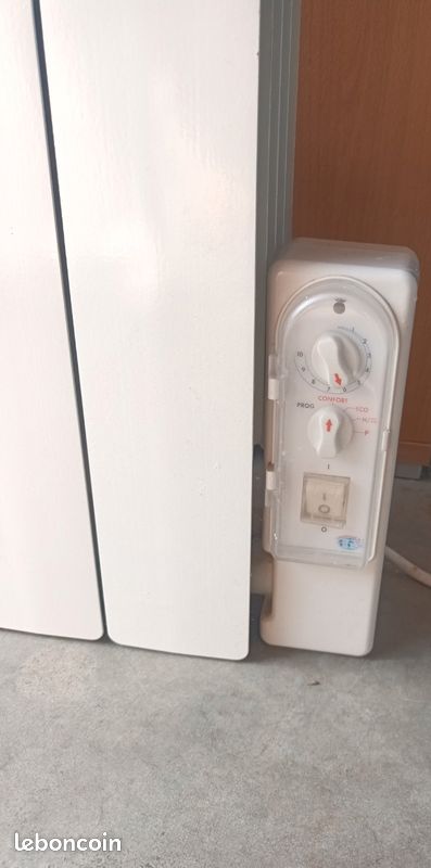 Radiateur inertie fluide 900 watt (image 3)