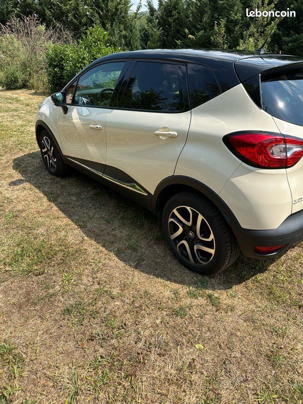 Voitures Renault Captur (image 2)