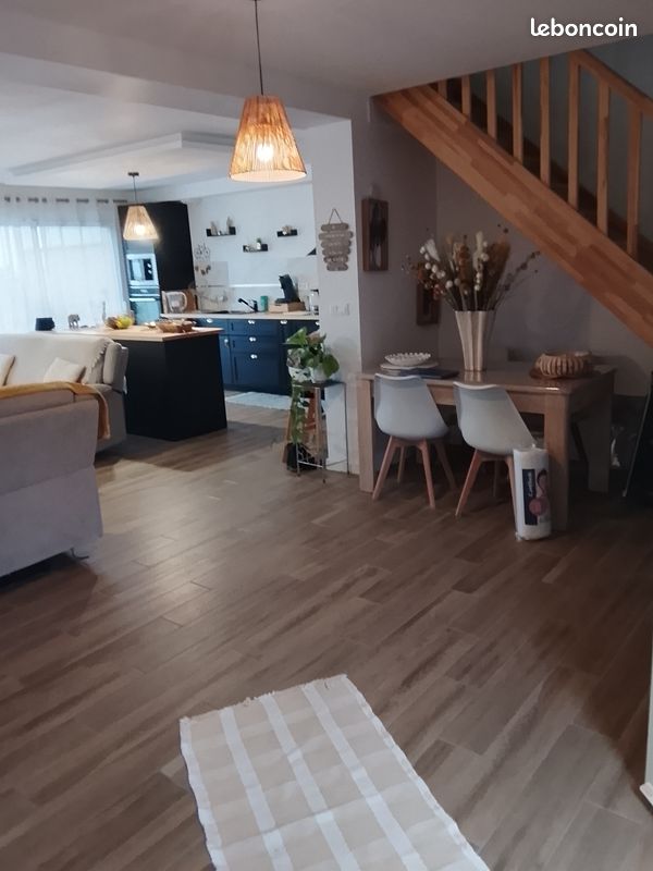 Maison 5 pièces 125 m² · à Lescar · 125 m² · 285 000 €
