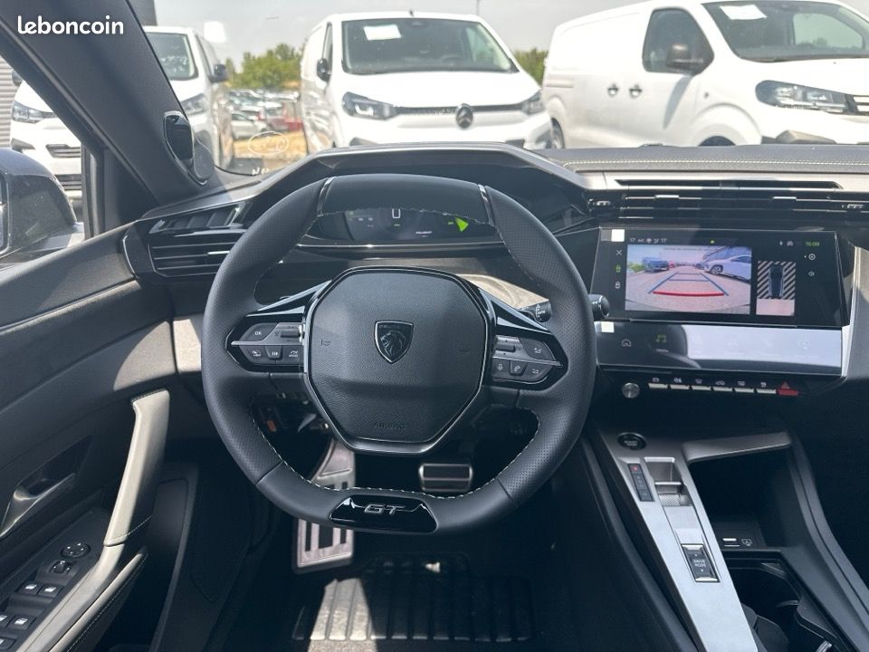 Peugeot 308 1.5 BLUEHDI 130CH S&S GT EAT8 (image 13)