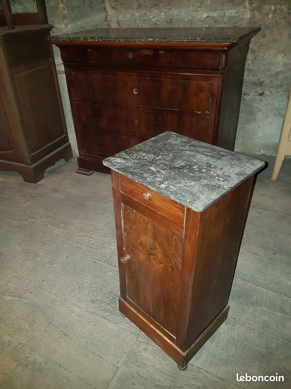 Commode (image 2)