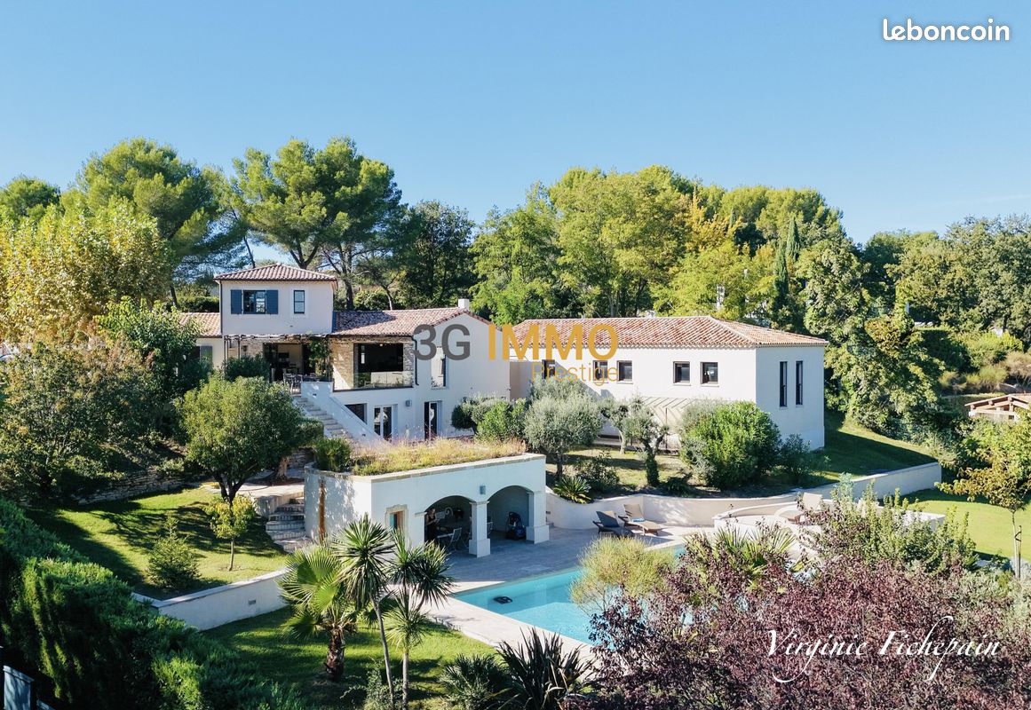 Maison 9 pièces 332 m² · à Éguilles · 332 m² · 2 623 000 €