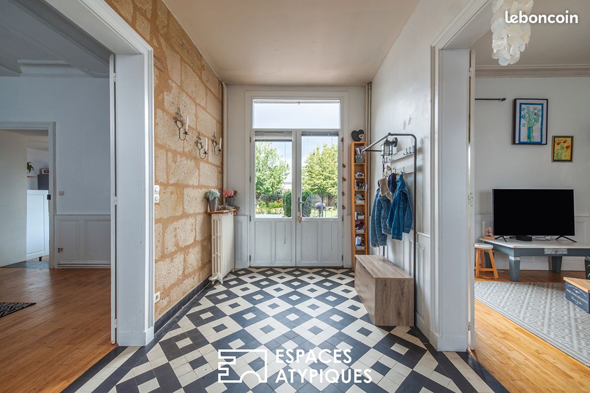 Maison 9 pièces 312 m² · à Doué-en-Anjou · 312 m² · 370 000 €