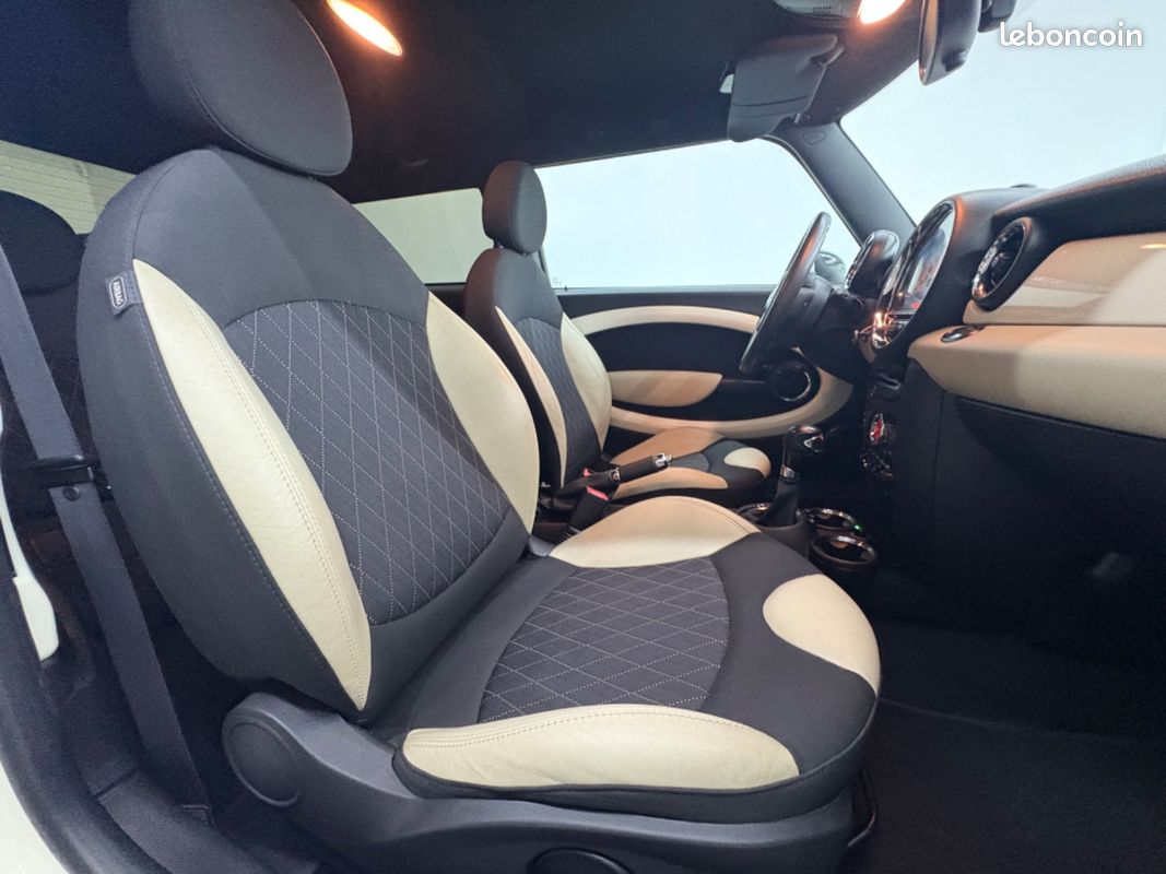 MINI Mini Cooper D Steptronic BOITE AUTO/VOLANT MULTIFONCTIONS (image 13)