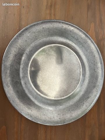 Assiette plate étain (image 1)