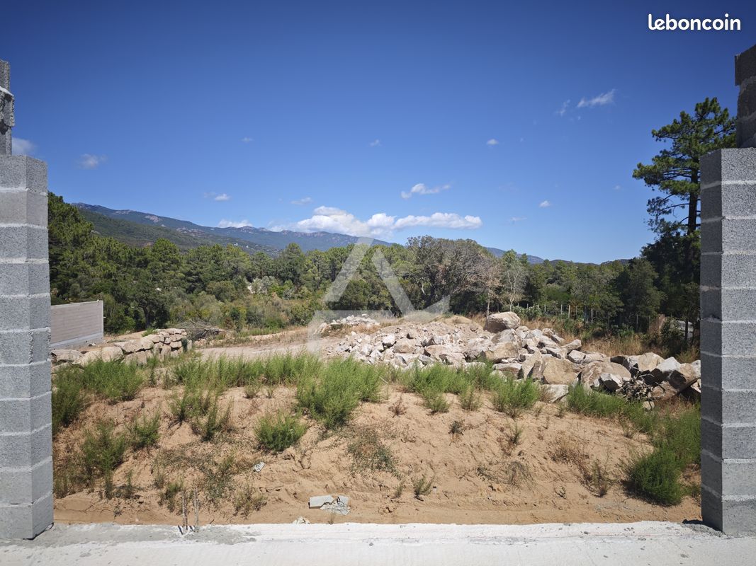 Terrain 1117 m² · à Sotta · 1 117 m² · 350 000 €