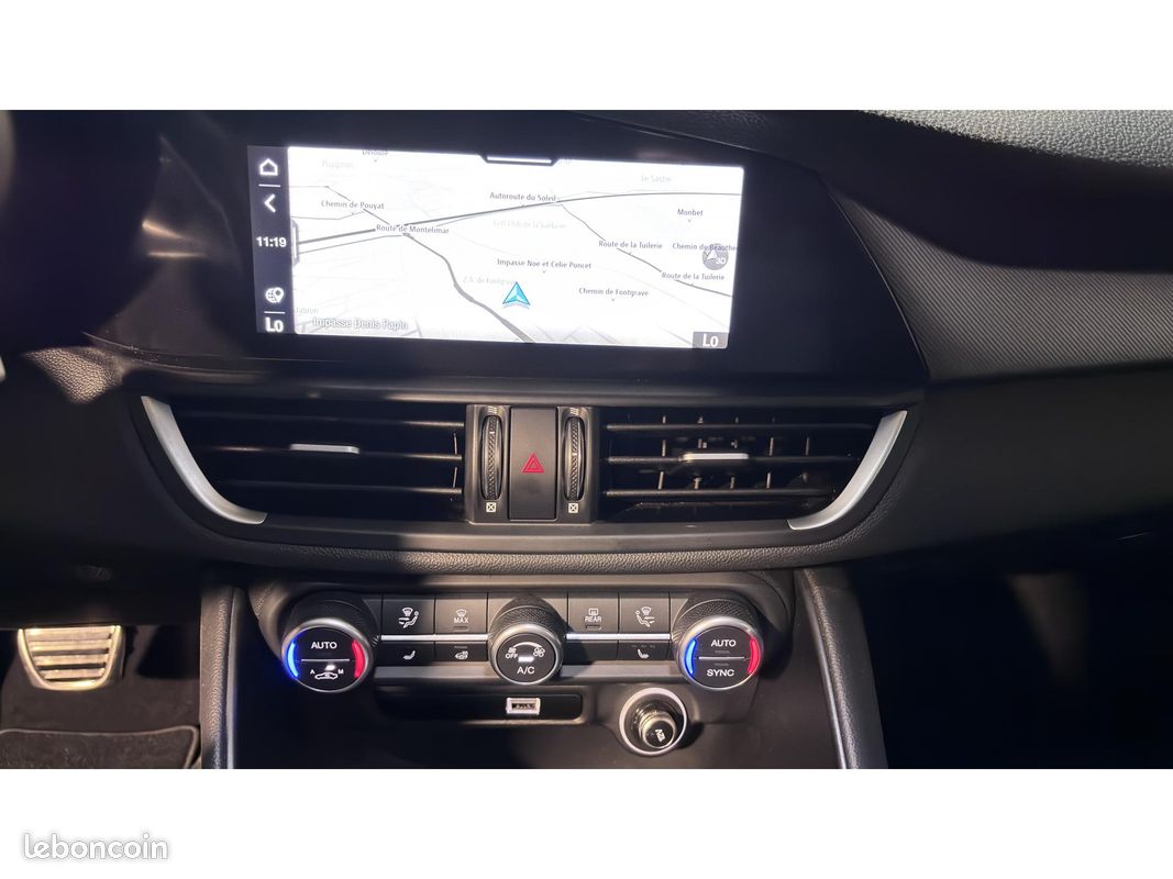 ALFA ROMEO GIULIA 2.2 D 190ch BVA - Gris Lunaire - 1ère Main (image 17)