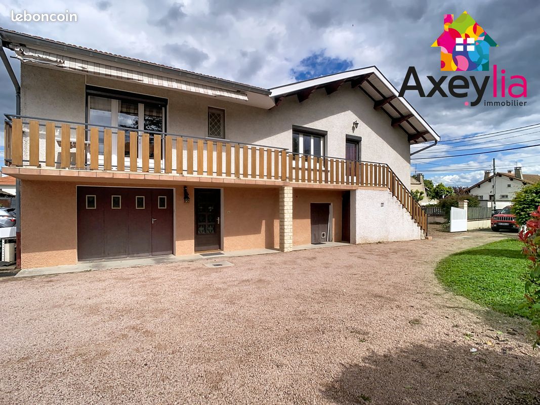 Maison 5 pièces 142 m² · à Riorges · 142 m² · 190 000 €