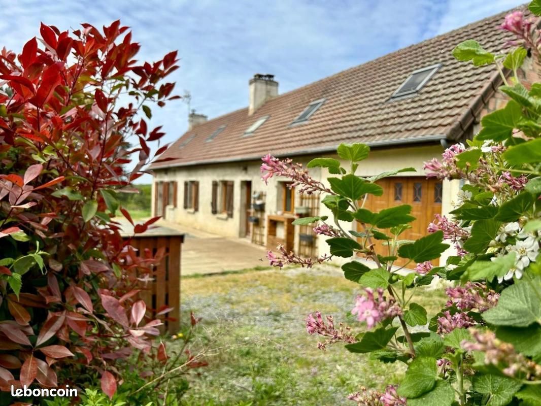 Maison 7 pièces 118 m² · à Parigné-l'Évêque · 118 m² · 182 750 €