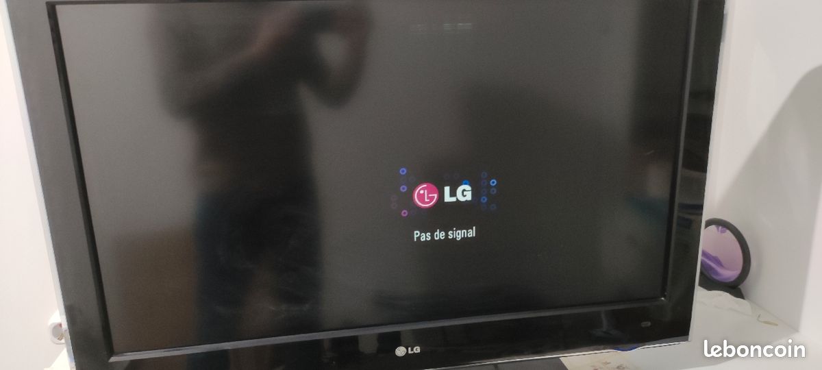 TV LG 37LH5010 pour pièces (image 1)