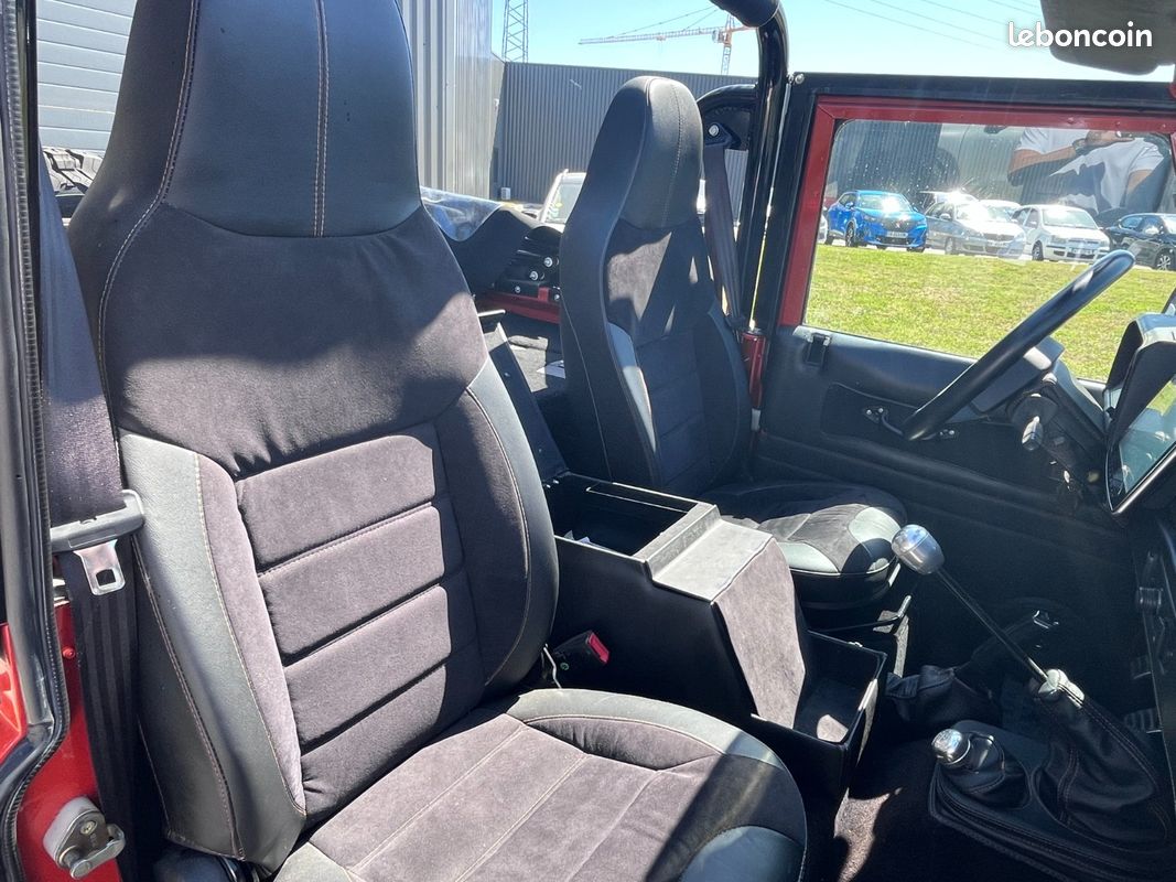 LAND ROVER DEFENDER 3.5 V8 Bache 133cv (image 12)