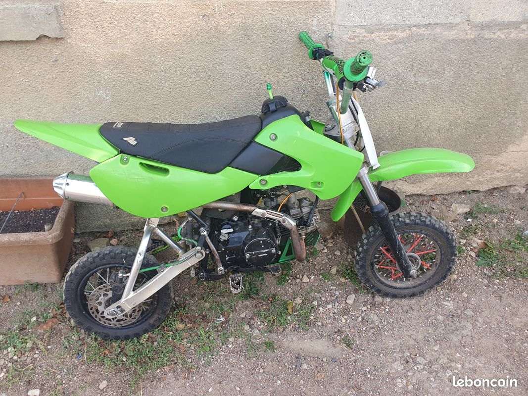 Échange moto et vélo (image 1)