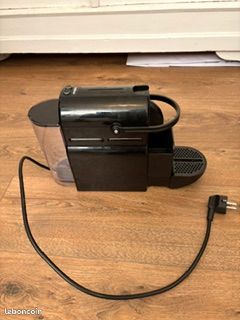 Magimix M105 - Nespresso inissia - Comparer avec