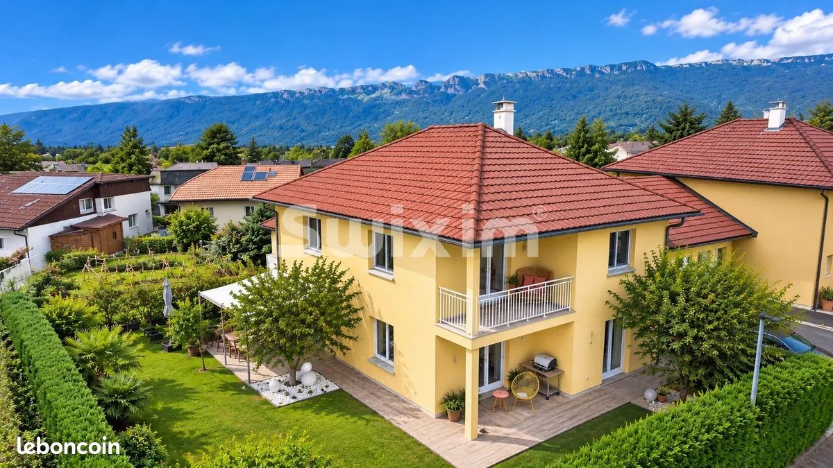 Maison 5 pièces 153 m² · à Saint-Genis-Pouilly · 153 m² · 849 000 €