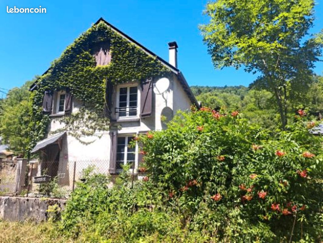 Maison 5 pièces 109 m² · à Castillon-en-Couserans · 109 m² · 174 000 €