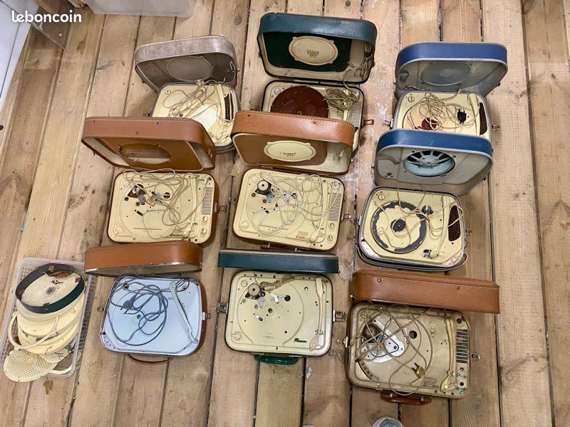 Lot de 9 Teppaz électrophones pour pièces (image 2)